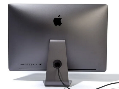 Apple 27-inch iMac Pro with Retina 5K display: 3.2GHz 8-core Intel Xeon W,  32GB, 1TB Flash, Radeon Pro Vega 56 con 8 GB de memoria HBM2, 4 x TB3